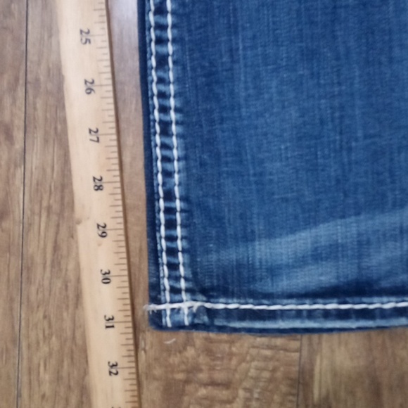 Rock Revival NWOT Women's 26 Bootcut May Bejeweled Embroidered Distressed - Picture 11 of 12